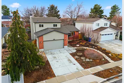 1692 E Ensign Ct, Cottonwood Heights, UT 84121 - Photo 35