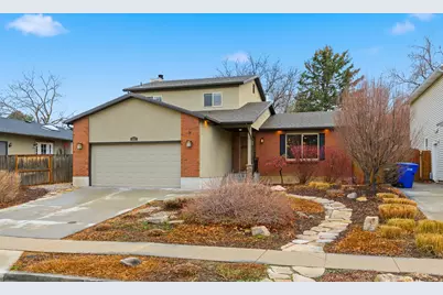 1692 E Ensign Ct, Cottonwood Heights, UT 84121 - Photo 3