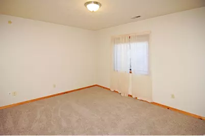 1677 E 1450 S, Ogden, UT 84404 - Photo 17