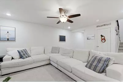 4958 S 475 W, Washington Terrace, UT 84405 - Photo 5