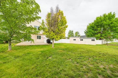 3951 W Baltimore Cir S, Syracuse, UT 84075 - Photo 35