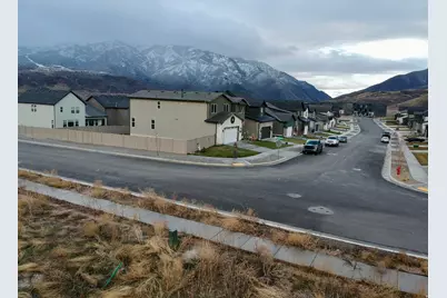 6056 N Timpanogos Ln #221, Mountain Green, UT 84050 - Photo 3