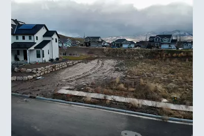 6056 N Timpanogos Ln #221, Mountain Green, UT 84050 - Photo 5