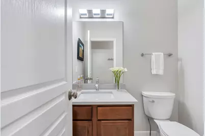 256 E Backhand Ln, Lehi, UT 84043 - Photo 17