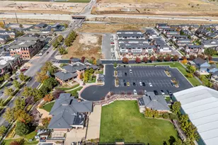 256 E Backhand Ln, Lehi, UT 84043 - Photo 41