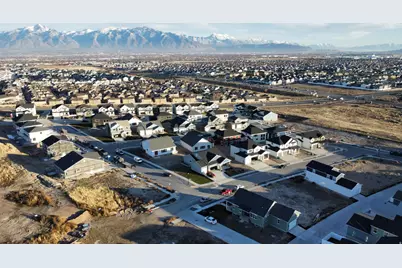 6961 W Farnsworth Dr #312, West Jordan, UT 84081 - Photo 35