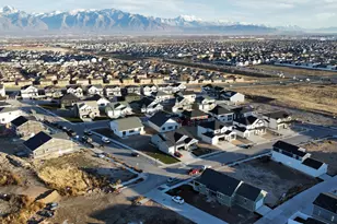 6961 W Farnsworth Dr, West Jordan, UT 84081 - Photo 35