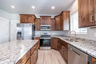 385 E 3900 N, North Ogden, UT 84414 - Photo 11