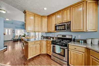 635 W 550 S, Centerville, UT 84014 - Photo 7