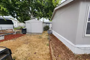 5075 W 4700 S, Kearns, UT 84118 - Photo 17