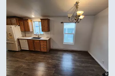 5075 W 4700 S #112, Kearns, UT 84118 - Photo 3