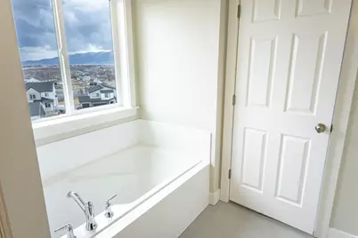 9579 N Bluebell Dr, Eagle Mountain, UT 84005 - Photo 25