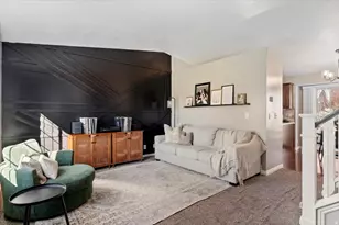 126 S 500 W, Clearfield, UT 84015 - Photo 5