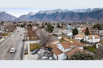 1602 E Sego Lily Dr, Sandy, UT 84092 - Photo 29