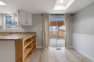 1602 E Sego Lily Dr, Sandy, UT 84092 - Photo 7