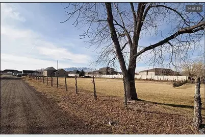 736 S 300 W, Lehi, UT 84043 - Photo 3
