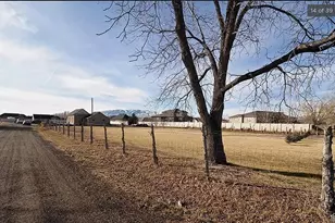 736 S 300 W, Lehi, UT 84043 - Photo 3