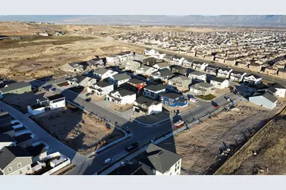 7646 S Clipper Hill Rd #305, West Jordan, UT 84081 - Photo 29