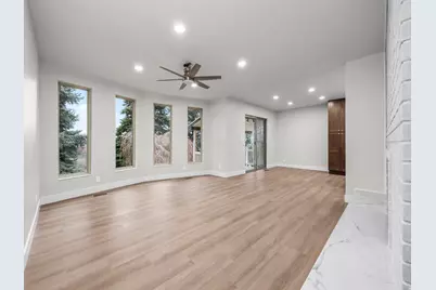 2702 E Oak Hills Dr, Layton, UT 84040 - Photo 3