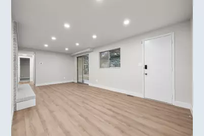 2702 E Oak Hills Dr, Layton, UT 84040 - Photo 15