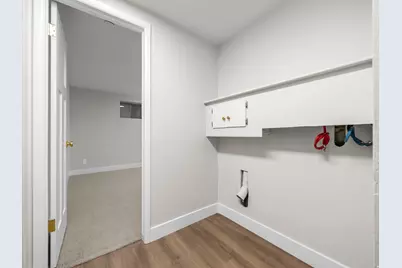 2702 E Oak Hills Dr, Layton, UT 84040 - Photo 19