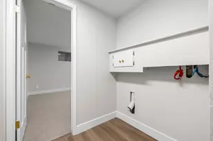 2702 E Oak Hills Dr, Layton, UT 84040 - Photo 19