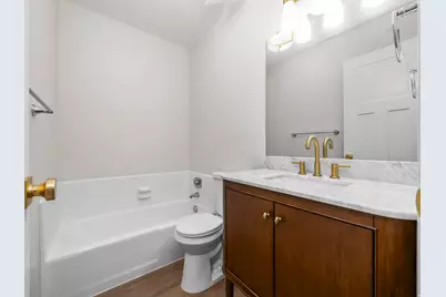 2702 E Oak Hills Dr, Layton, UT 84040 - Photo 9