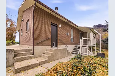 2702 E Oak Hills Dr, Layton, UT 84040 - Photo 25