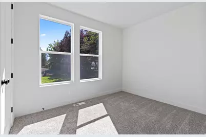 238 W Hillcrest Dr, Spanish Fork, UT 84660 - Photo 11