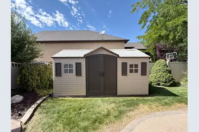 1076 W Mountain Orchard Dr, Pleasant View, UT 84414 - Photo 23