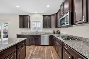 11247 S Great Neck Dr W, South Jordan, UT 84009 - Photo 9