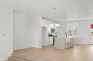 6921 W South Jordan Parkway, South Jordan, UT 84009 - Photo 9