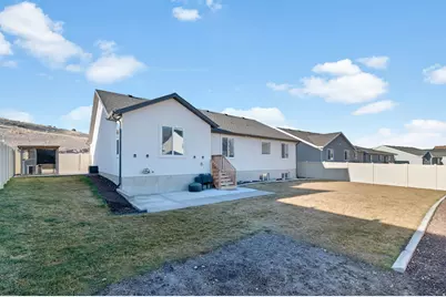 1521 S Sageberry Dr, Santaquin, UT 84655 - Photo 27