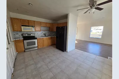 154 S 6th St, Tooele, UT 84074 - Photo 3