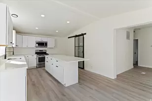 371 E Cynthia Way S, North Salt Lake, UT 84054 - Photo 11