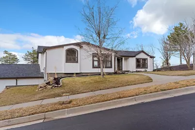 371 E Cynthia Way S, North Salt Lake, UT 84054 - Photo 3