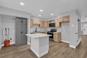 5951 S Sultan Cir W, Murray, UT 84107 - Photo 9