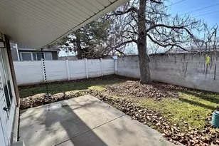 5951 S Sultan Cir W, Murray, UT 84107 - Photo 3
