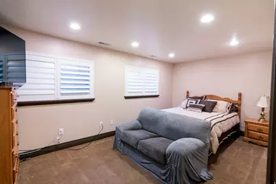 3646 W 8070 S, West Jordan, UT 84088 - Photo 23