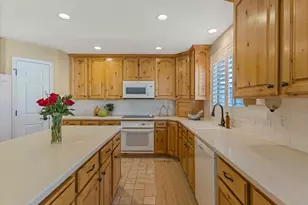 969 E Addington Cir S, Sandy, UT 84094 - Photo 11