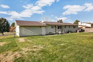 4374 S 2900 W, Roy, UT 84067 - Photo 27