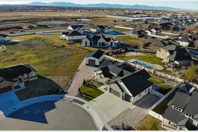 3103 N 1200 W, Pleasant View, UT 84414 - Photo 5