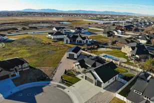 3103 N 1200 W, Pleasant View, UT 84414 - Photo 5