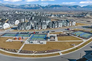 753 N Favreau Ln, Saratoga Springs, UT 84045 - Photo 45