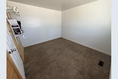 686 N 835 W, Orem, UT 84057 - Photo 7