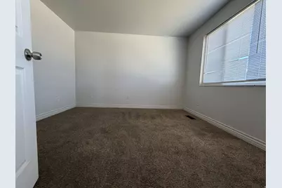 686 N 835 W, Orem, UT 84057 - Photo 9