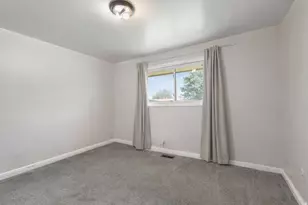 4533 S 2075 W, Roy, UT 84067 - Photo 15