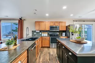 291 W Kestrel Dr, Saratoga Springs, UT 84045 - Photo 9