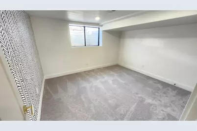 2099 E Worchester Dr S, Cottonwood Heights, UT 84121 - Photo 25