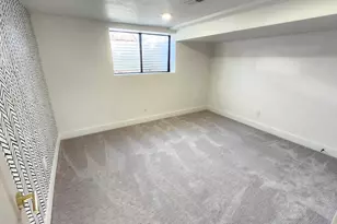 2099 E Worchester Dr S, Cottonwood Heights, UT 84121 - Photo 25